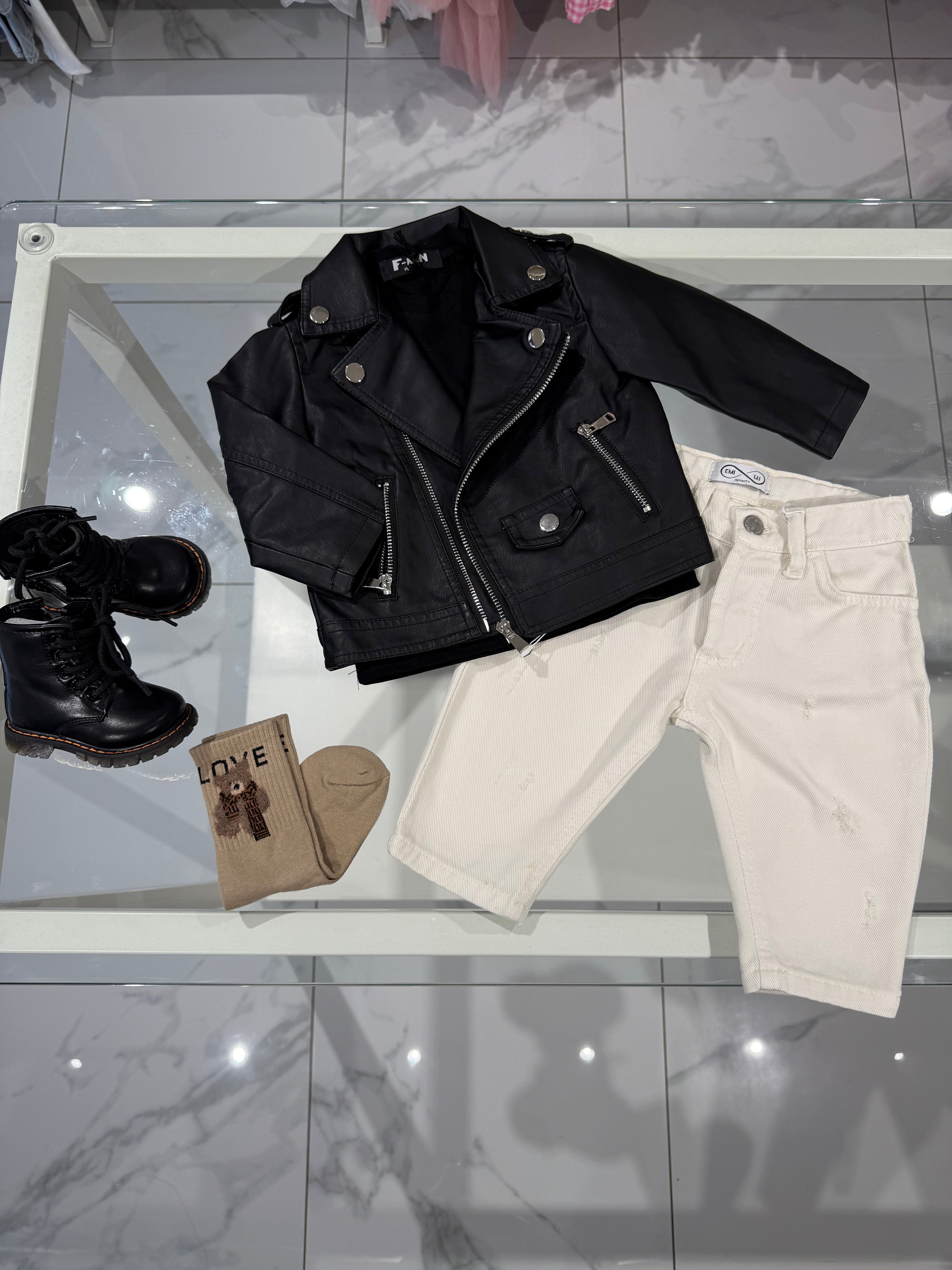 Jeans strappetti