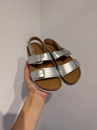 Sandali