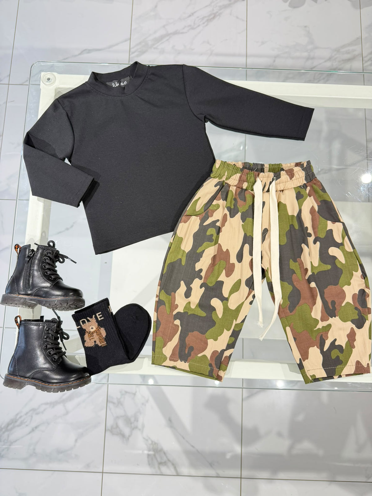 Pantalone military