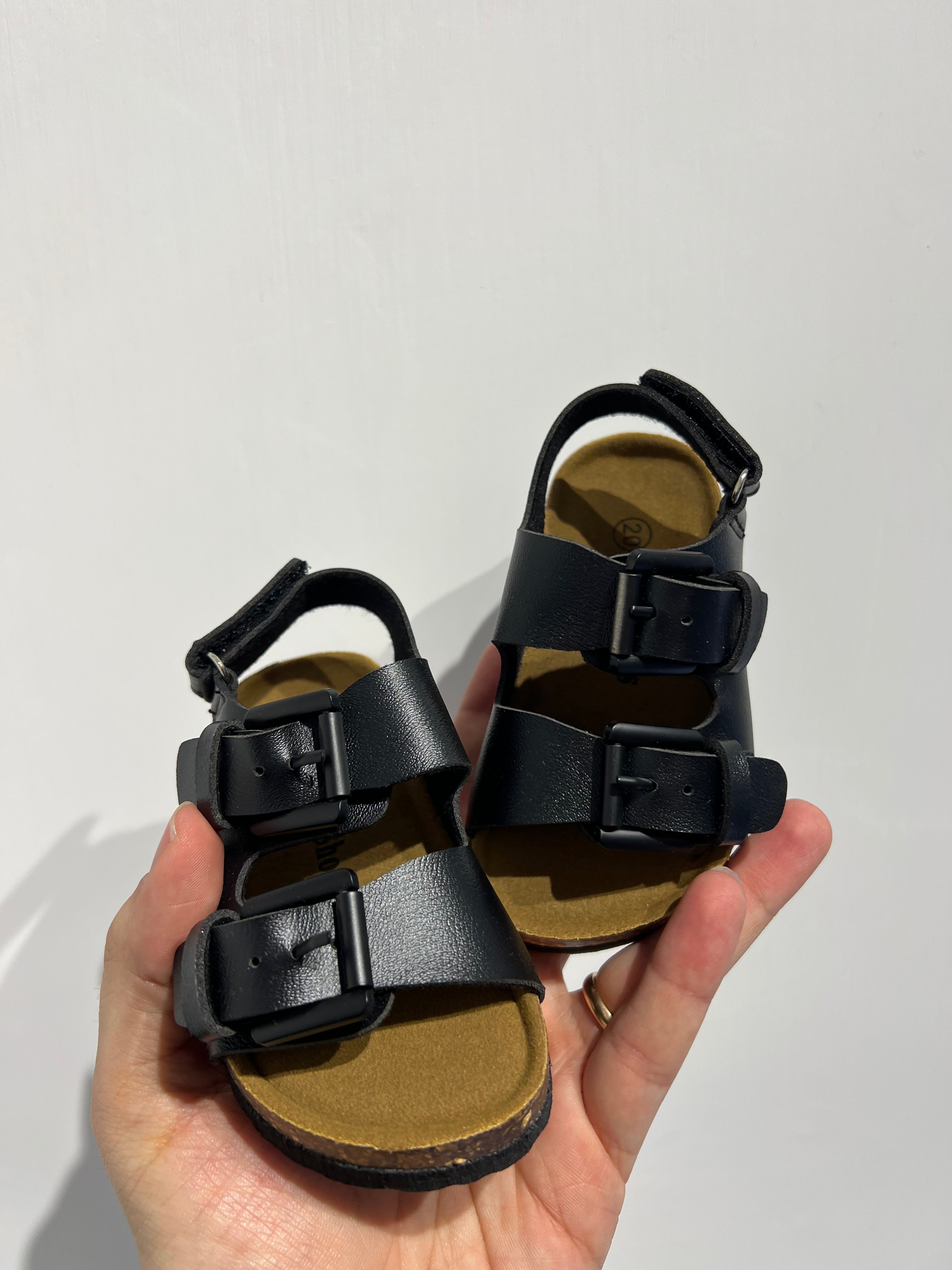 Sandali black