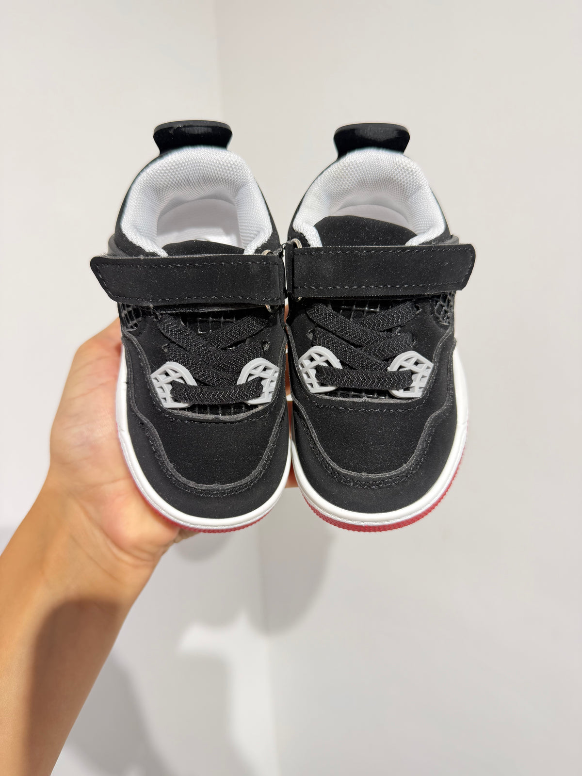 Sneakers black mod. J.