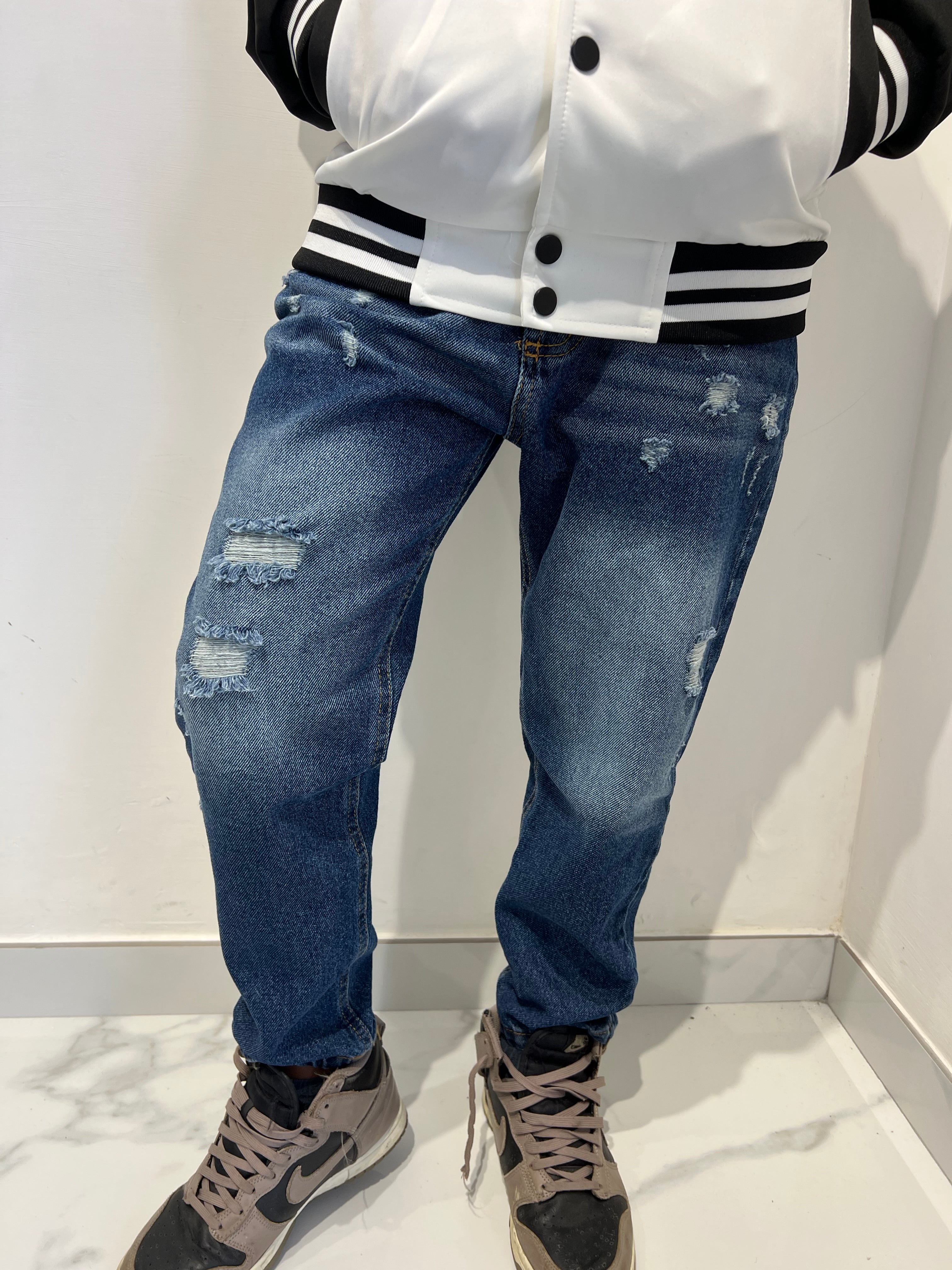 Jeans mod. Dsq**