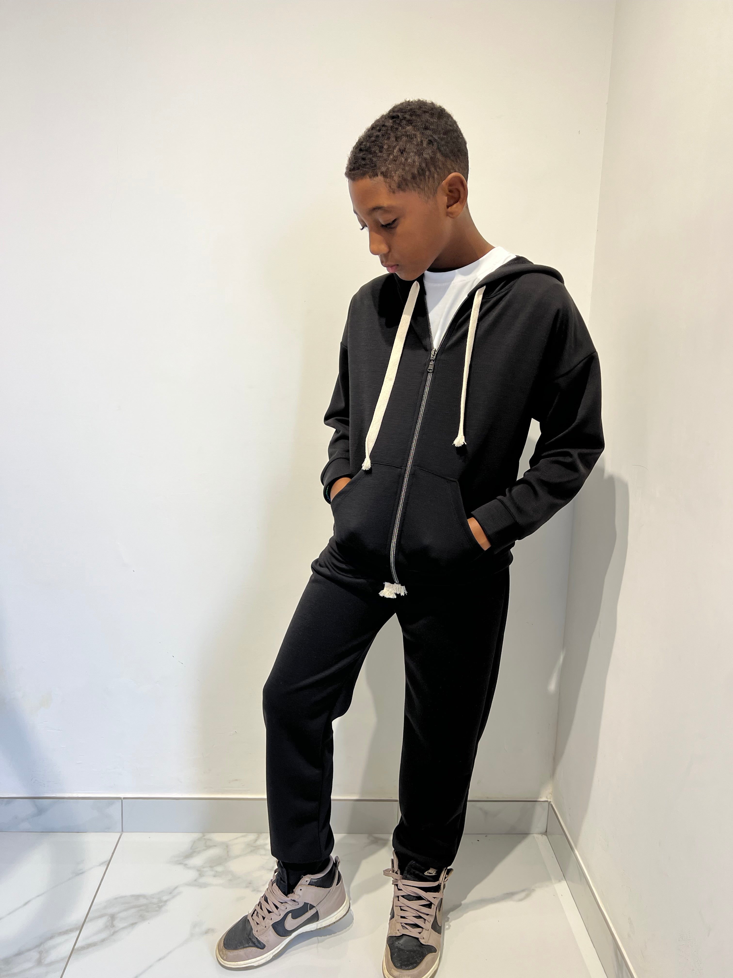 Tuta black