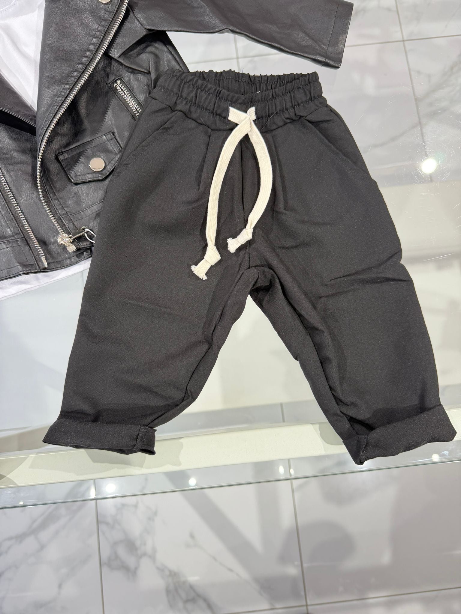 Pantalone just black