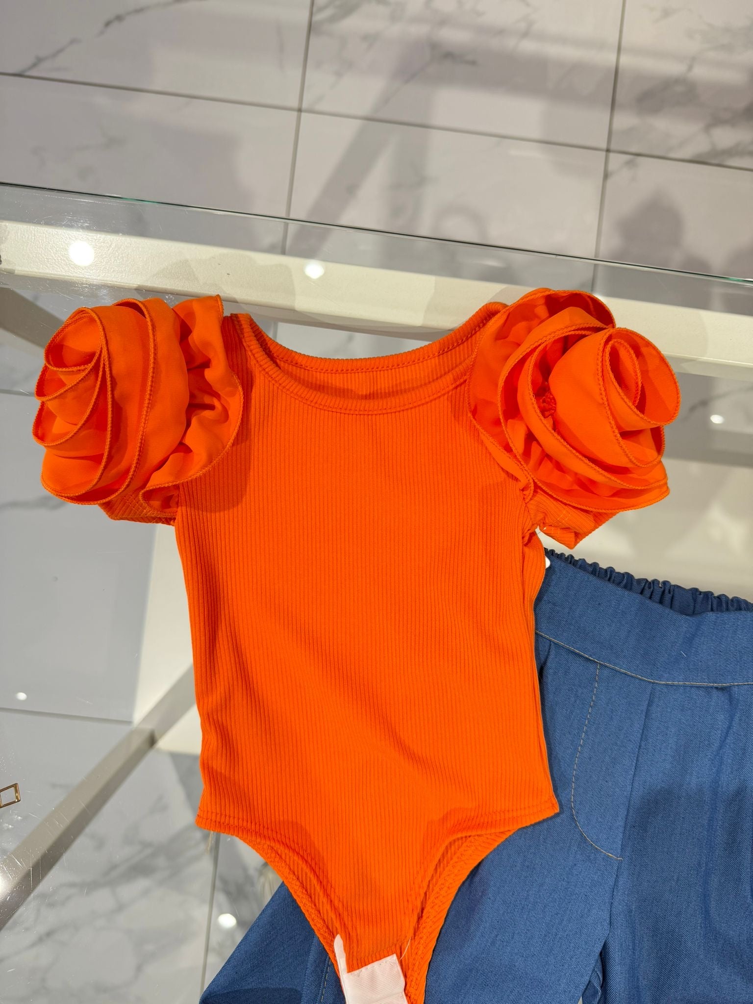 Body rouches orange