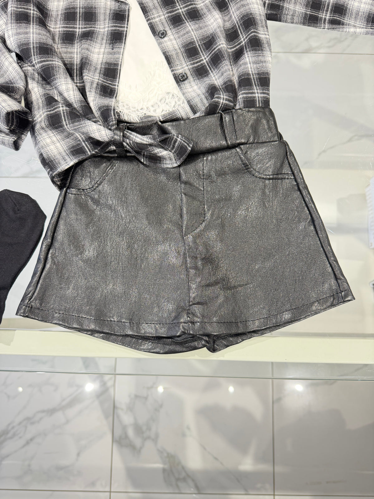 Short gonna ecopelle