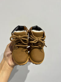 Stivaletto mod. timberlan*