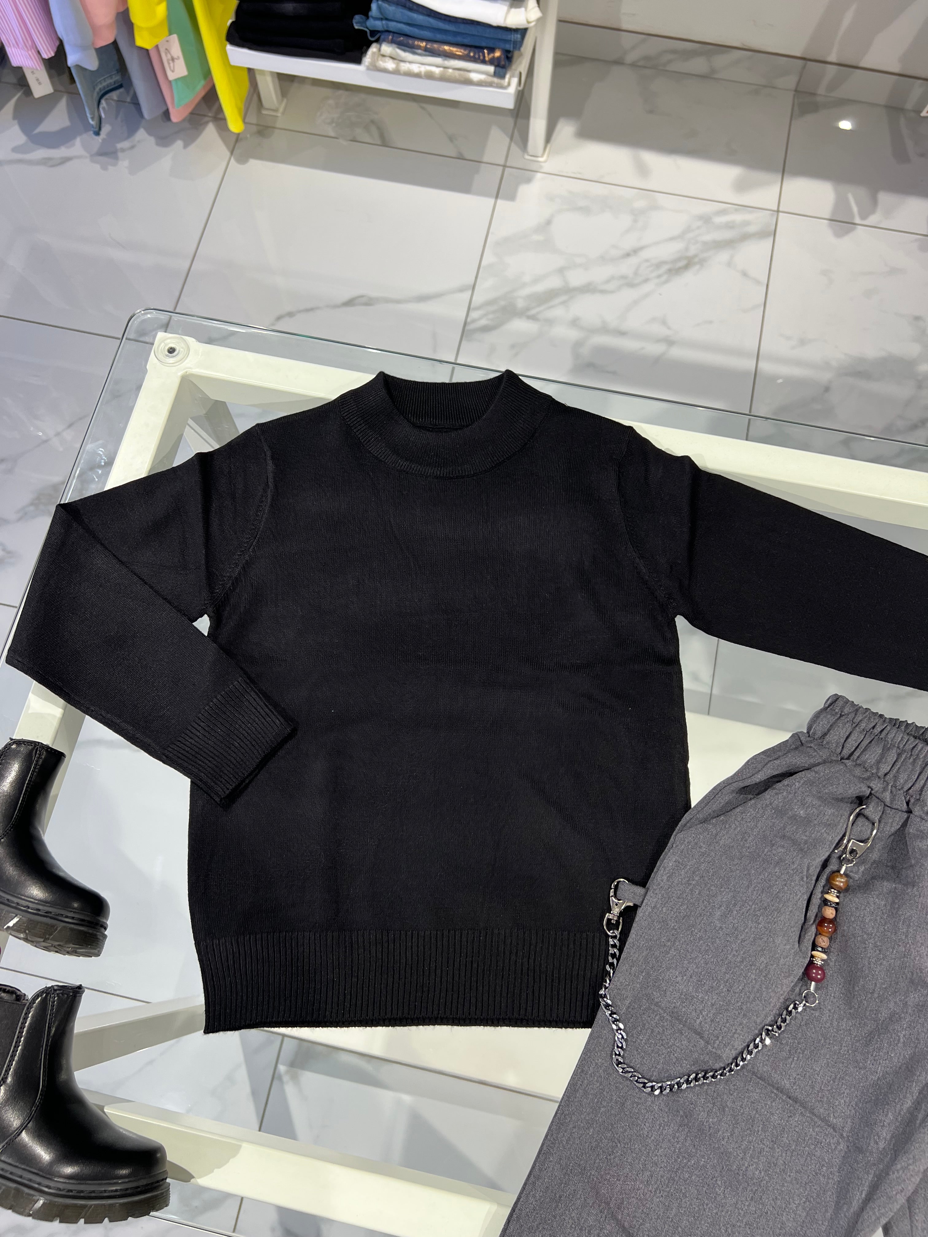 Mezzocollo nero