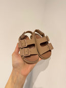 Sandaletto beje