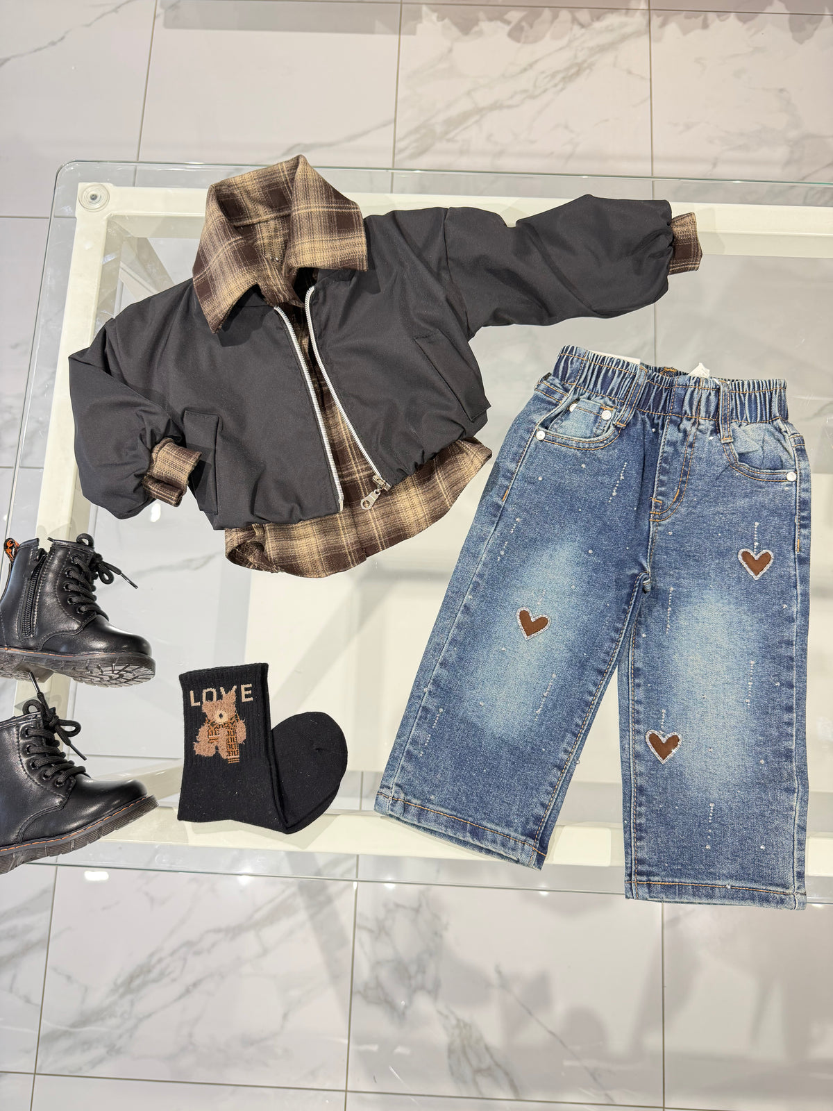 Bomber black