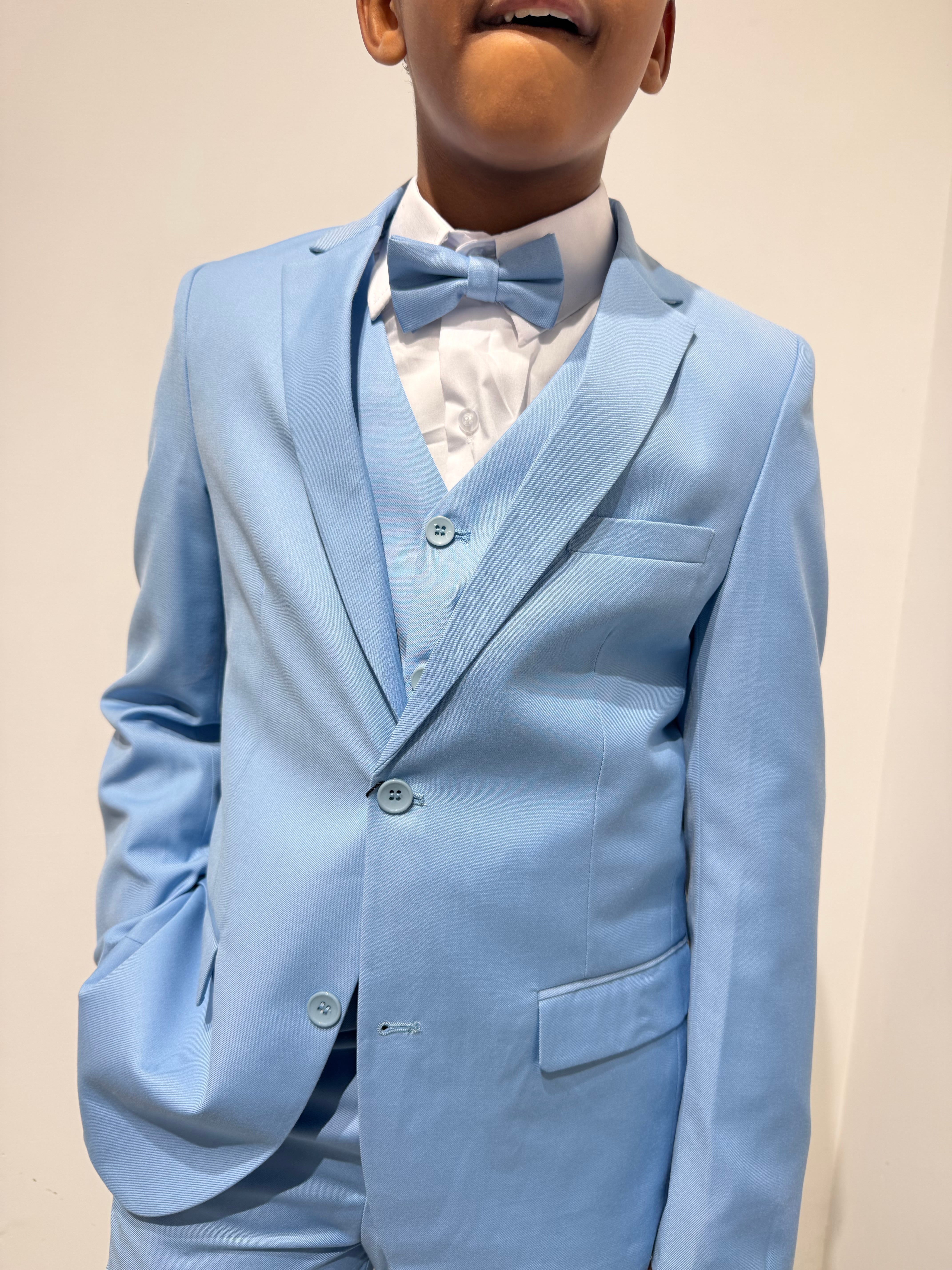 Abito Elegance celeste