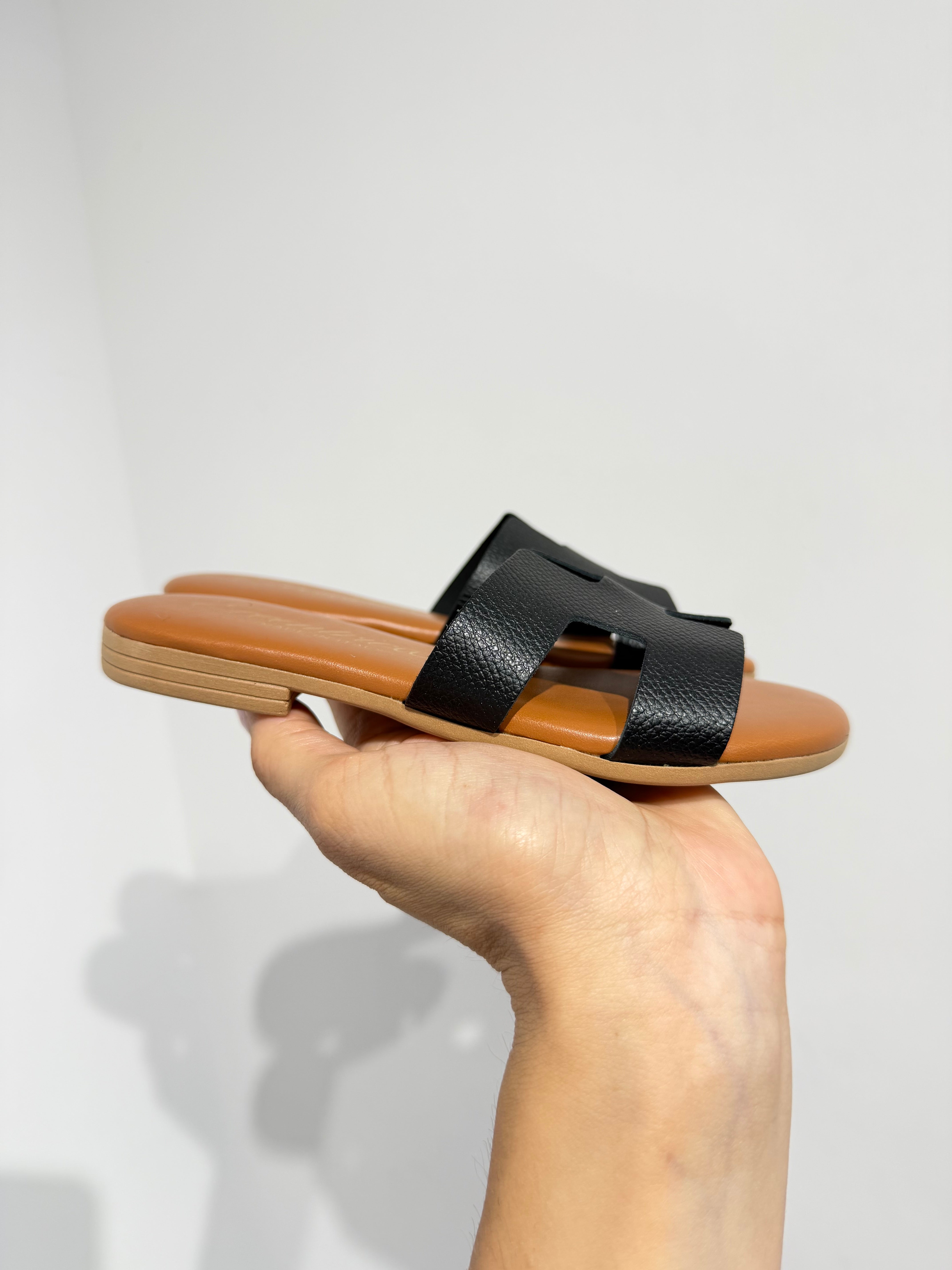 Ciabatta mod. herme* nera