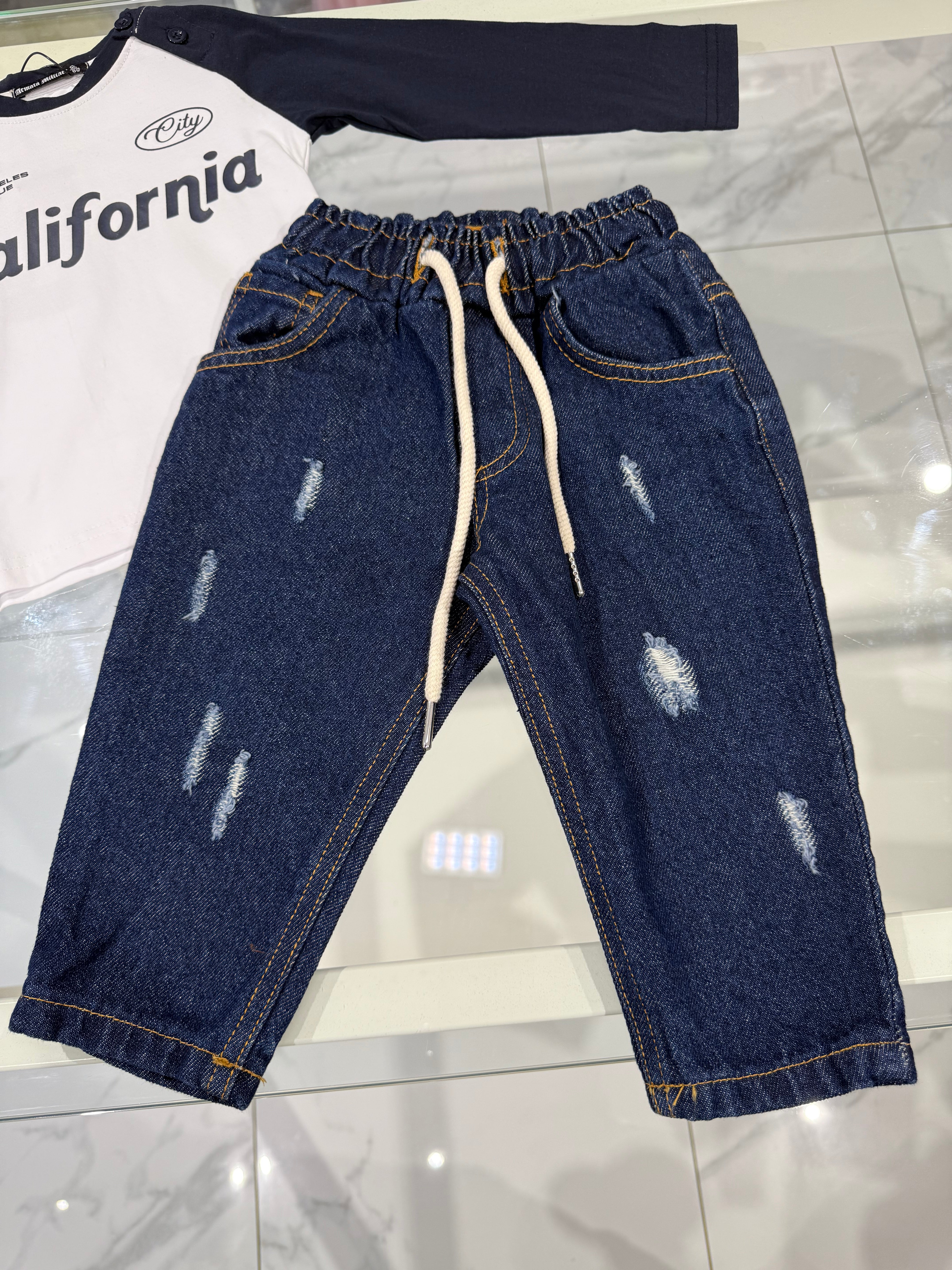 Jeans elastico in vita