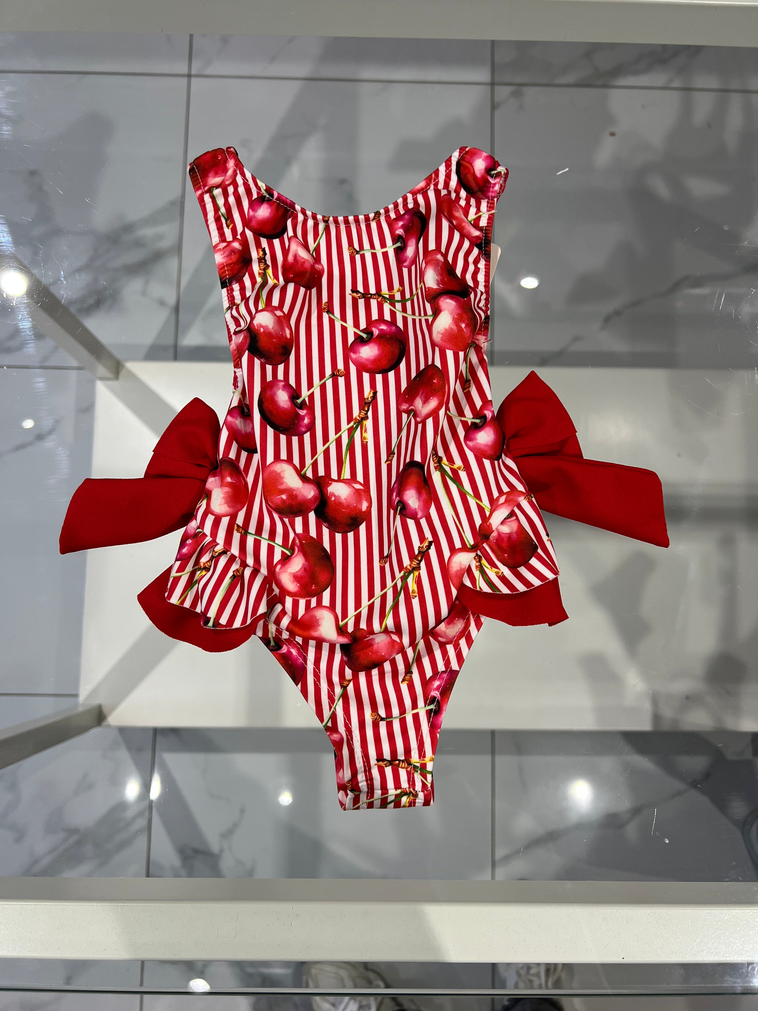 Costume cherry