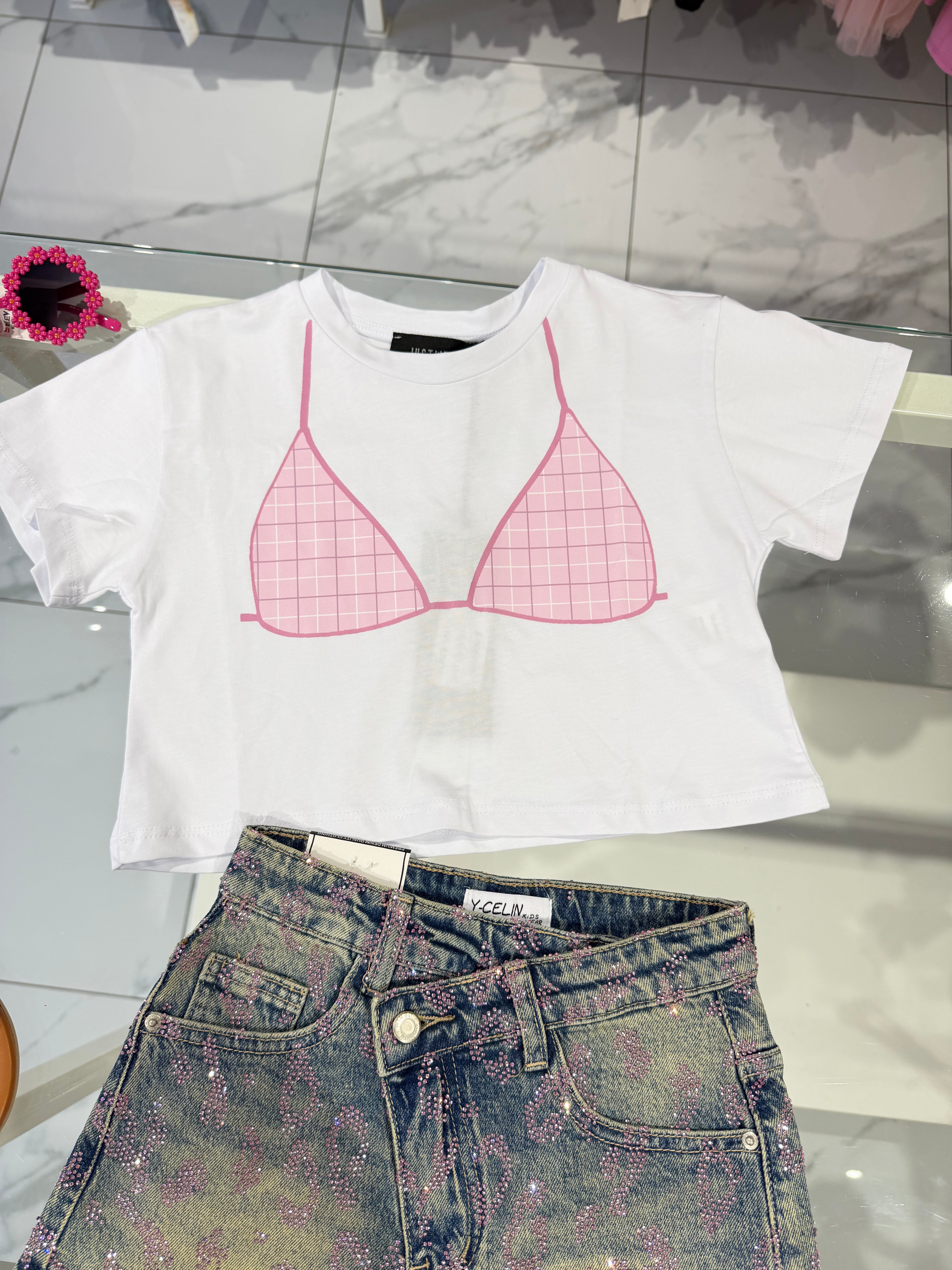T shirt costume