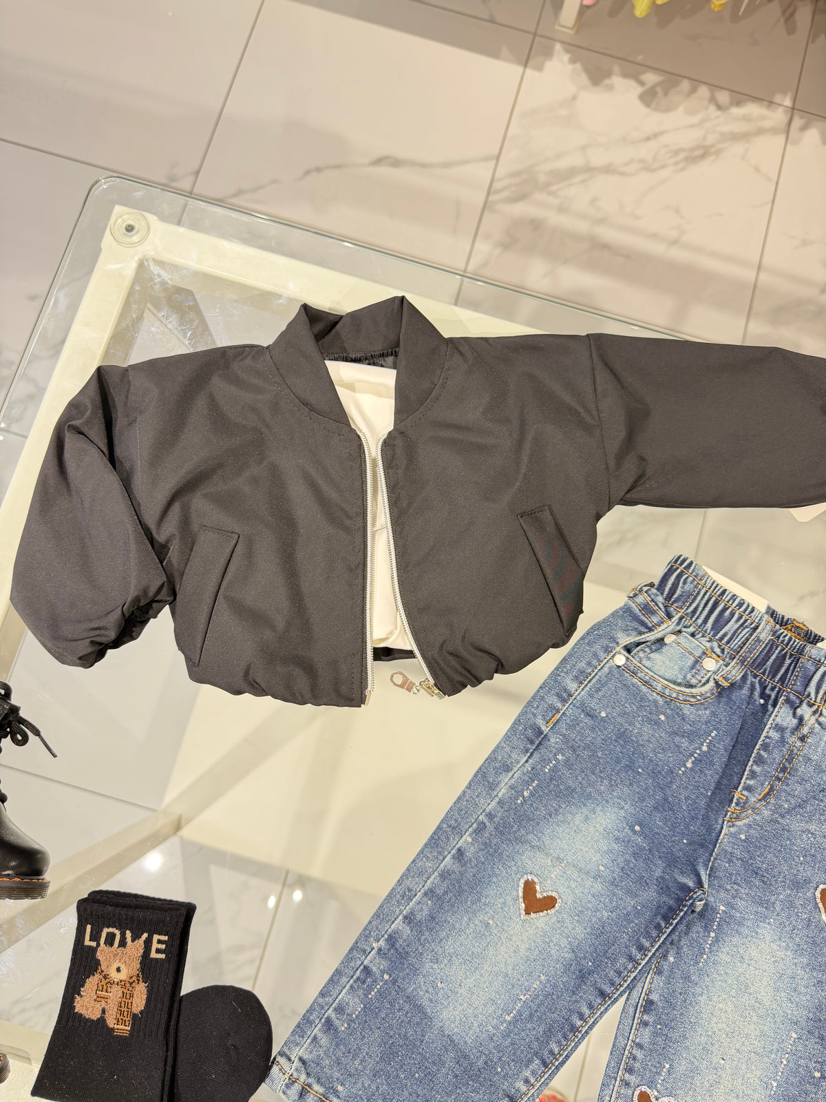 Bomber black