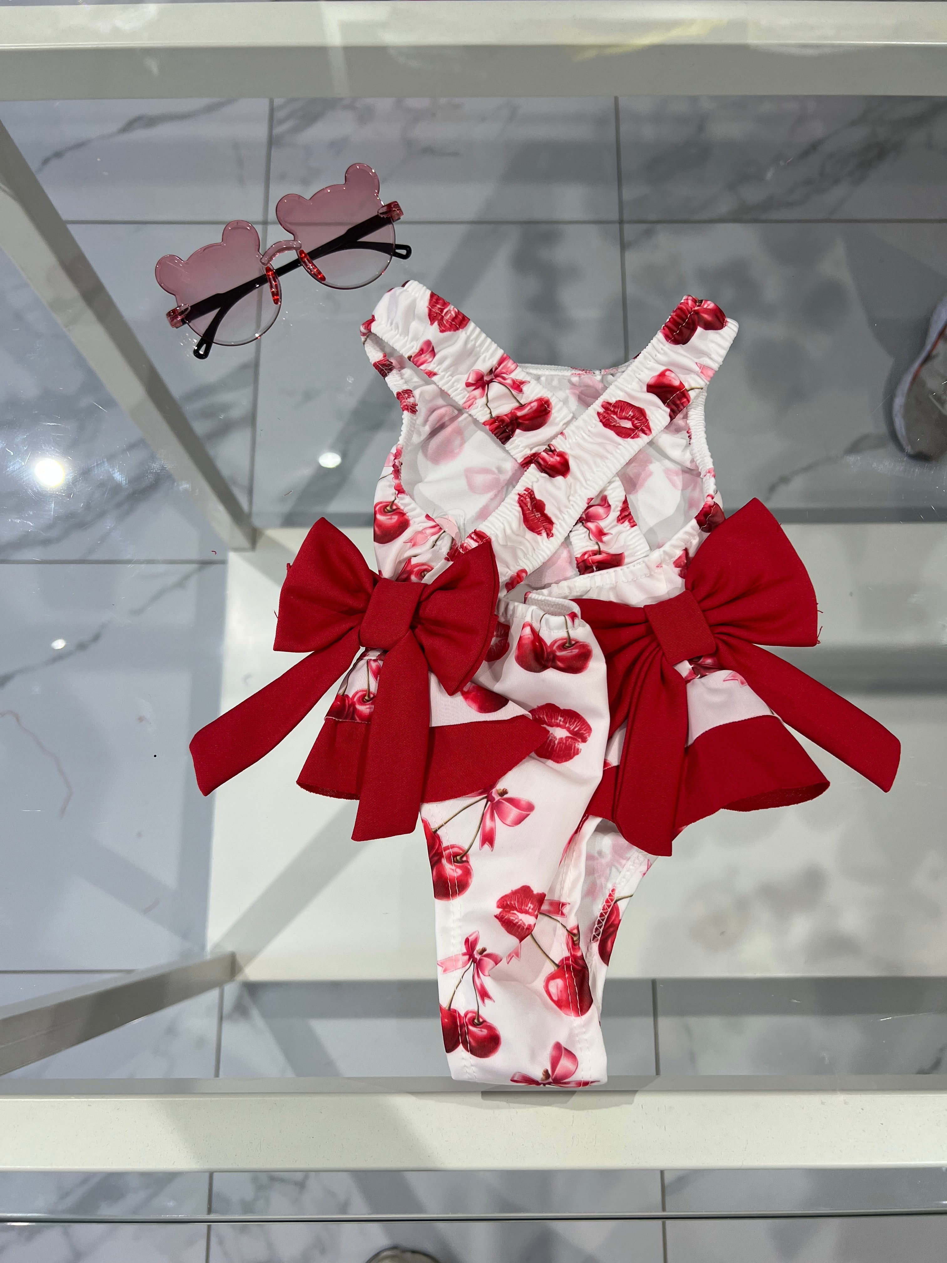 Costume ciliegia rosso
