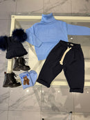 Collo alto azzurro