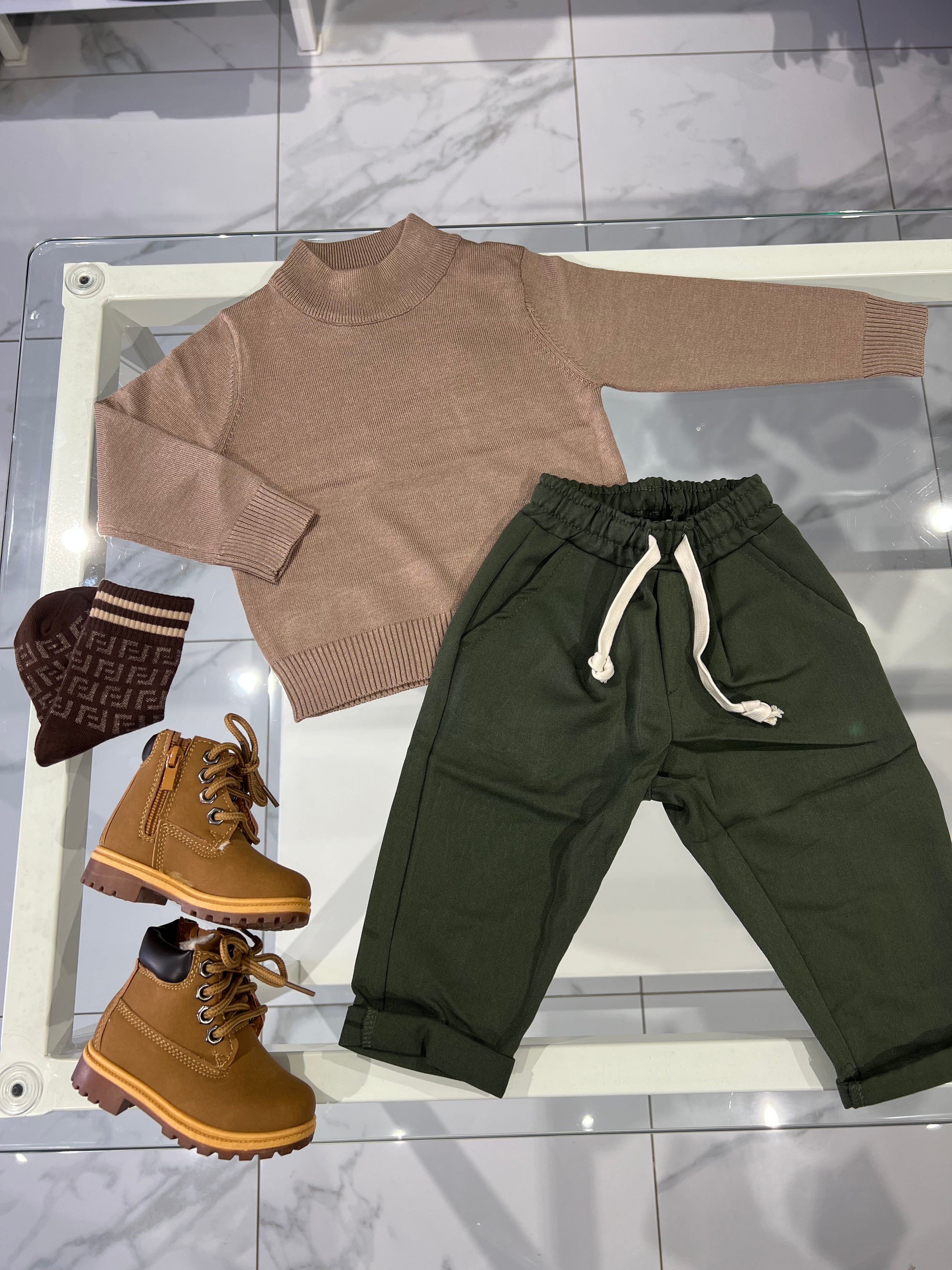 Mezzocollo beige scuro