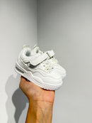 Sneakers white mod. J.