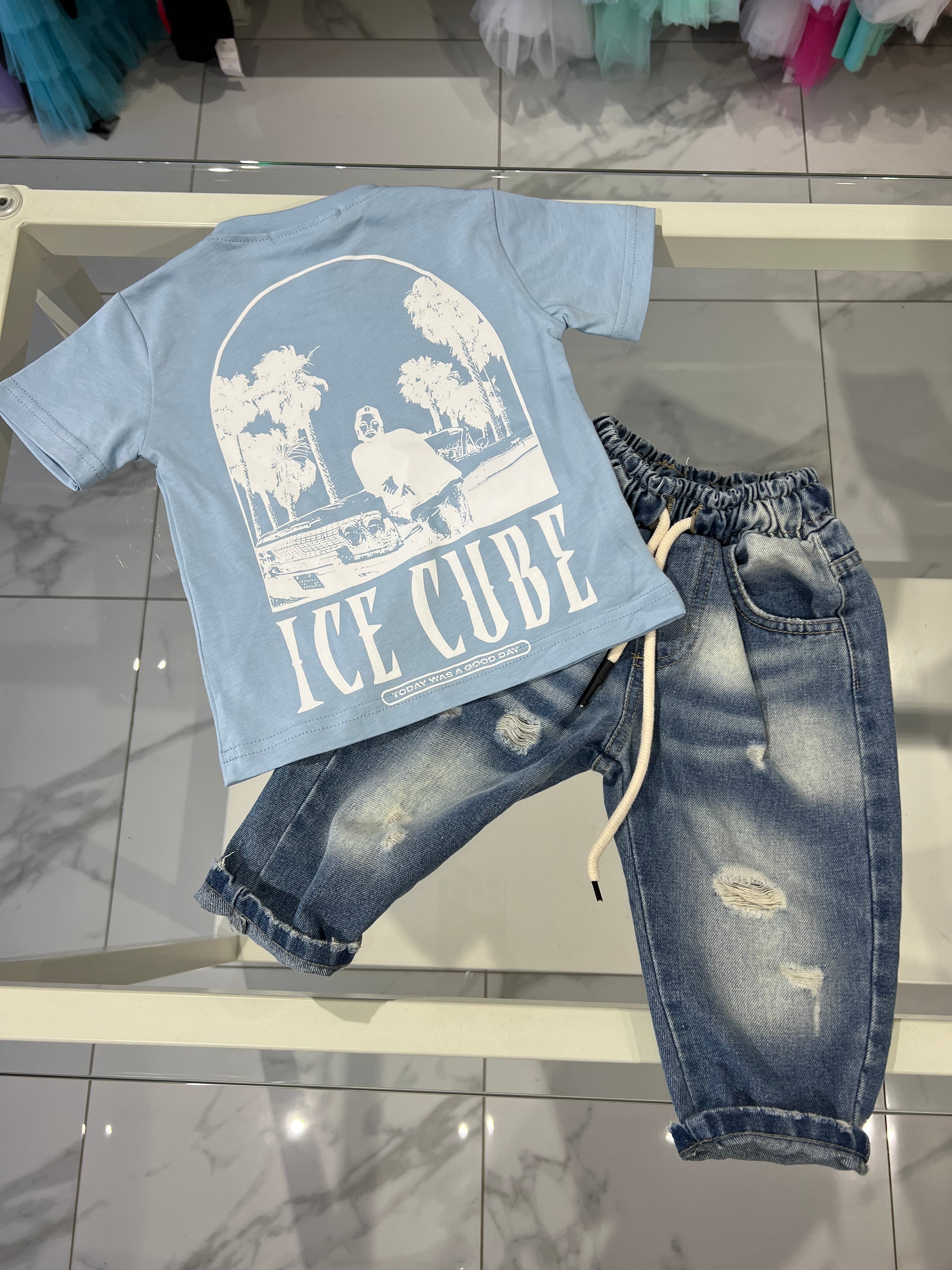 T shirt ice