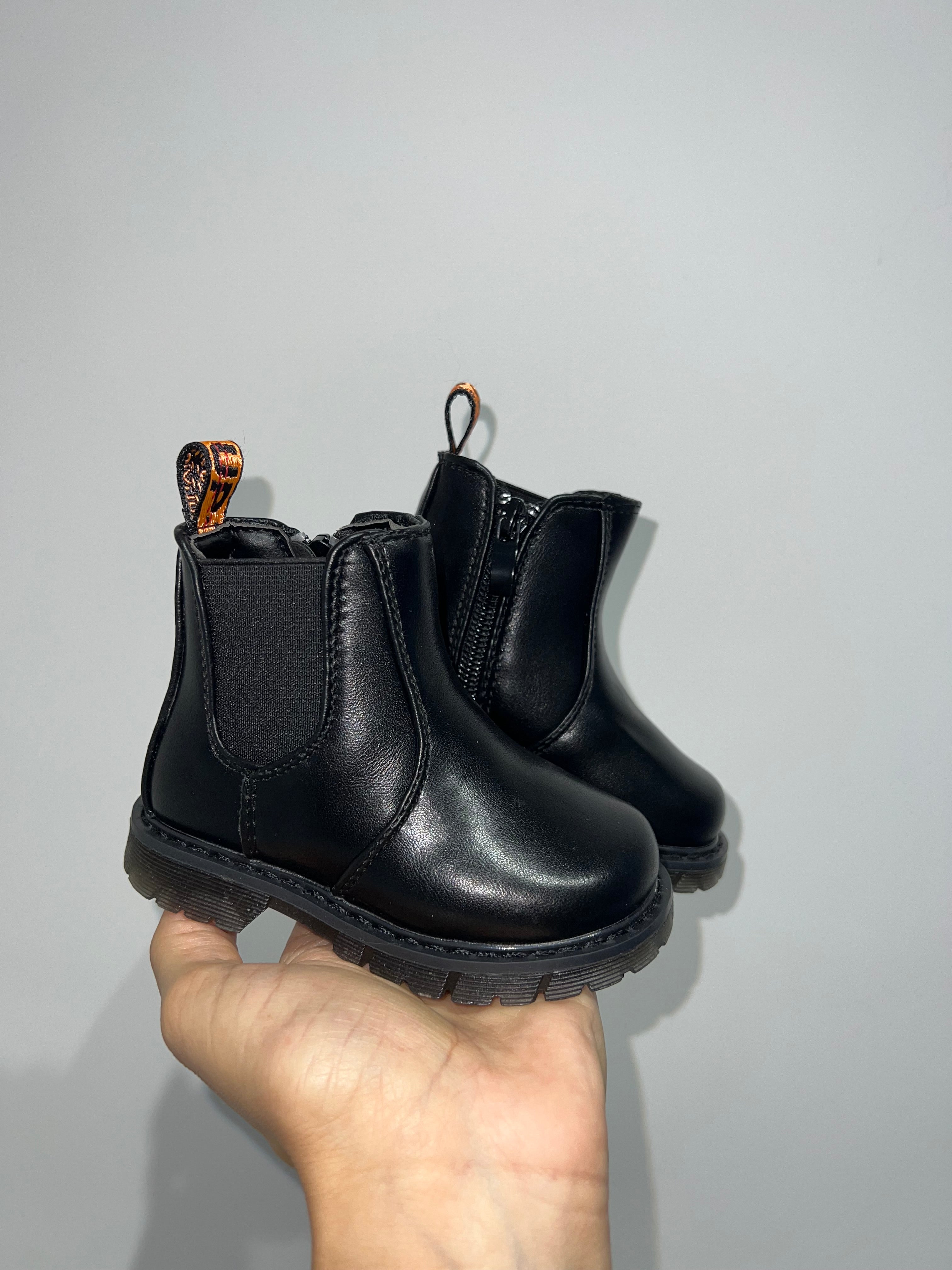 Stivaletto mod.Dr Mart**s